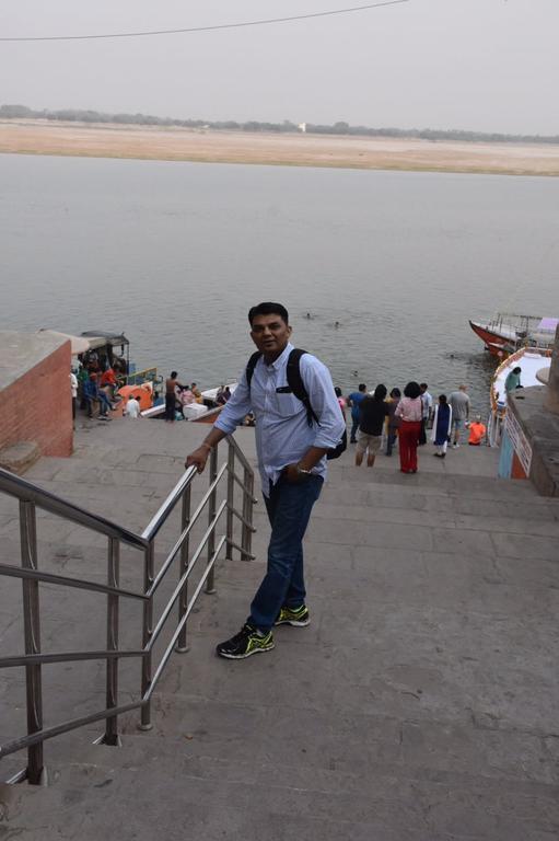 Yogi Lodge Benares Buitenkant foto